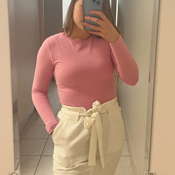 Abercrombie & Fitch || Tuckable long sleeve tee - Picture 4 of 4